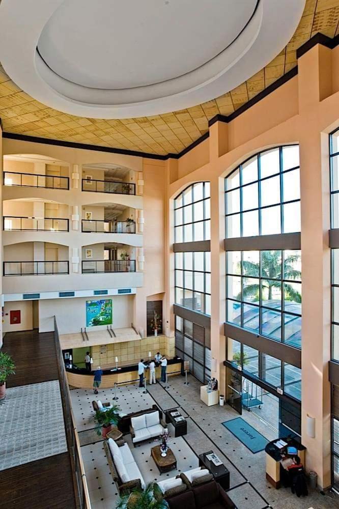 Florianópolis Apto Pes Na Areia Em Hotel Jurere Beach Jurere Internacional מראה חיצוני תמונה